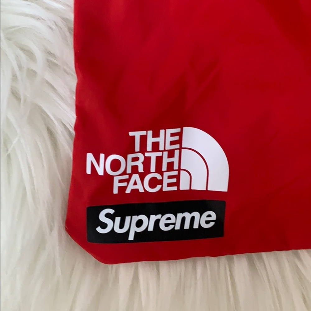 BRAND NEW SUPREME X NORTH FACE UNISEX - Picture 5 of 10